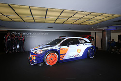 Hayden Paddon, Daniel Sordo, Thierry Neuville, Hyundai Motorsport revelan el Hyundai i20 Coupe WRC 2017