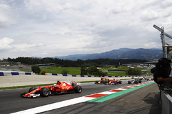 Sebastian Vettel, Ferrari SF70H lead Daniel Ricciardo, Red Bull Racing RB13, Kimi Raikkonen, Ferrari