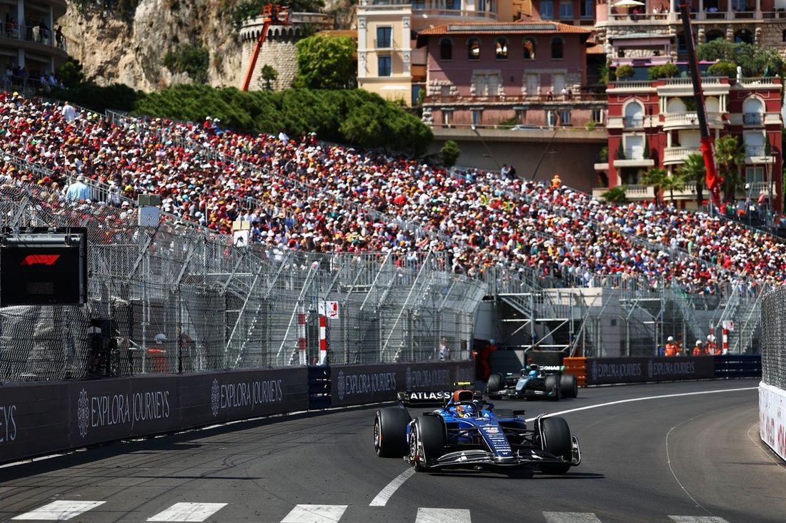 George Russell, Mercedes, Carlos Sainz, Williams