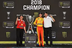 Joey Logano, Team Penske, Ford Fusion Shell Pennzoil celebrates his Championship