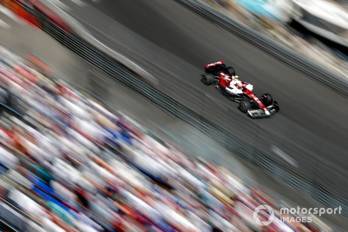 Zhou Guanyu, Alfa Romeo C42