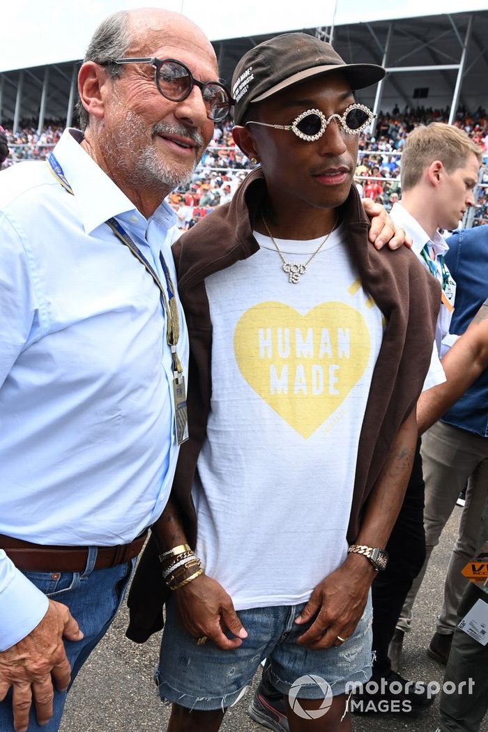 El músico Pharrell Williams en la parrilla