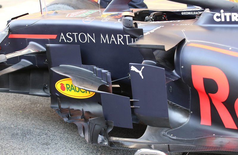 Le ponton de la Red Bull Racing RB15