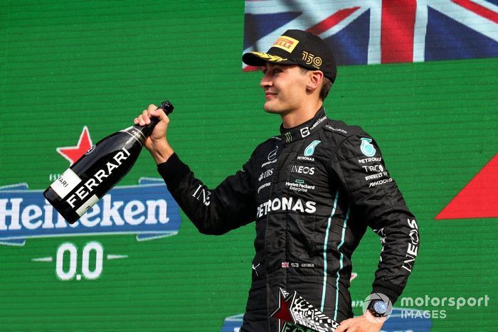 Podio: segundo lugar George Russell, Mercedes-AMG