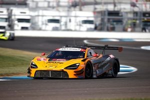 #9 Pfaff Motorsports McLaren 720S GT3 EVO: Marvin Kirchhofer, Oliver Jarvis
