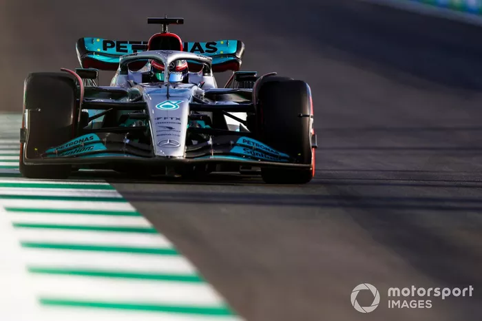 George Russell, Mercedes W13