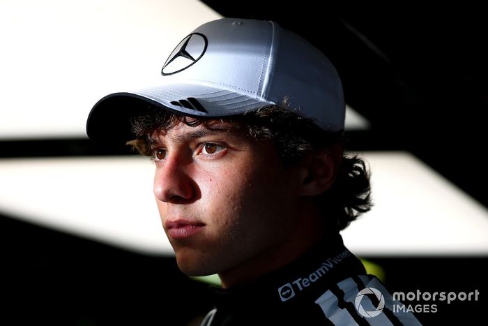 3. Andrea Kimi Antonelli: 18 años, 6 meses y 19 días en el GP de Australia 2025