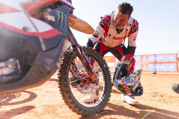 #1 Hero Motosports Team Rally Hero: Ross Branch