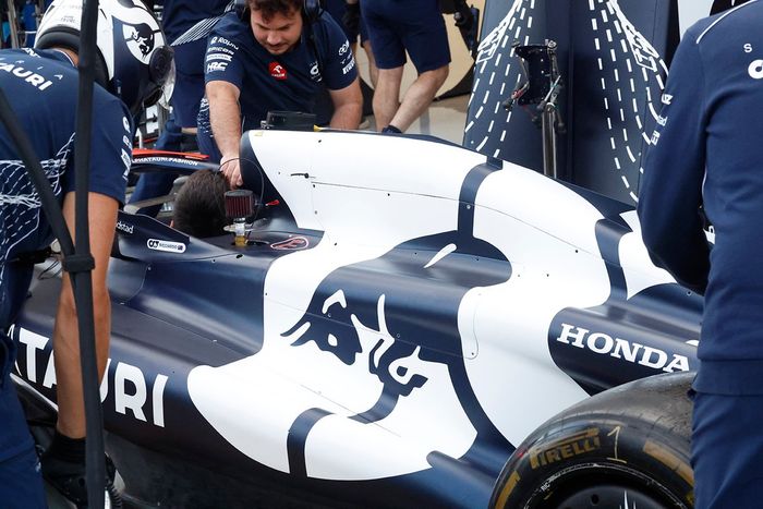 Detalle de AlphaTauri AT04