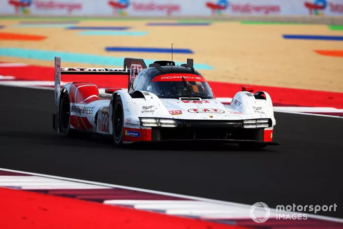 #99 Proton Competition Porsche 963 : Harry Tincknell, Neel Jani, Julien Andlauer