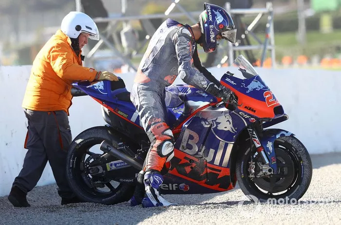 Iker Lecuona, Red Bull KTM Tech 3 - 1 caída