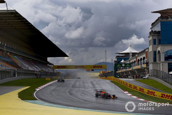 Max Verstappen, Red Bull Racing RB16, Lewis Hamilton, Mercedes F1 W11