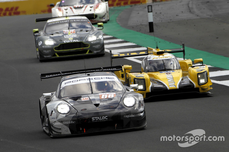 #88 Dempsey Proton Competition Porsche 911 RSR: Matteo Cairoli, Gianluca Roda, Giorgio Roda