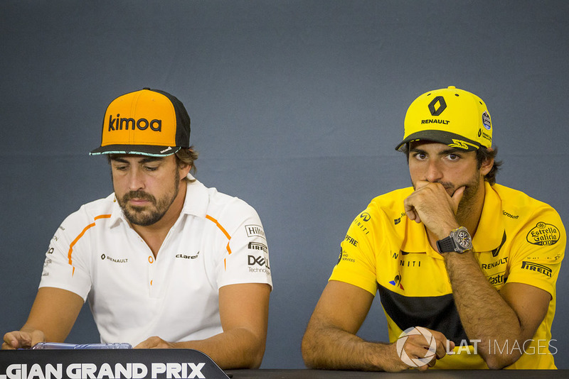 Fernando Alonso, McLaren y Carlos Sainz Jr., Renault Sport F1 Team
