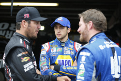 Martin Truex Jr., Furniture Row Racing Toyota, Chase Elliott, Hendrick Motorsports Chevrolet, Dale Earnhardt Jr., Hendrick Motorsports Chevrolet