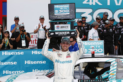 Ganador de la carrera Denny Hamlin, Joe Gibbs Racing Toyota