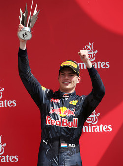 Макс Ферстаппен, Red Bull Racing святкує своє третє місце на подіумі