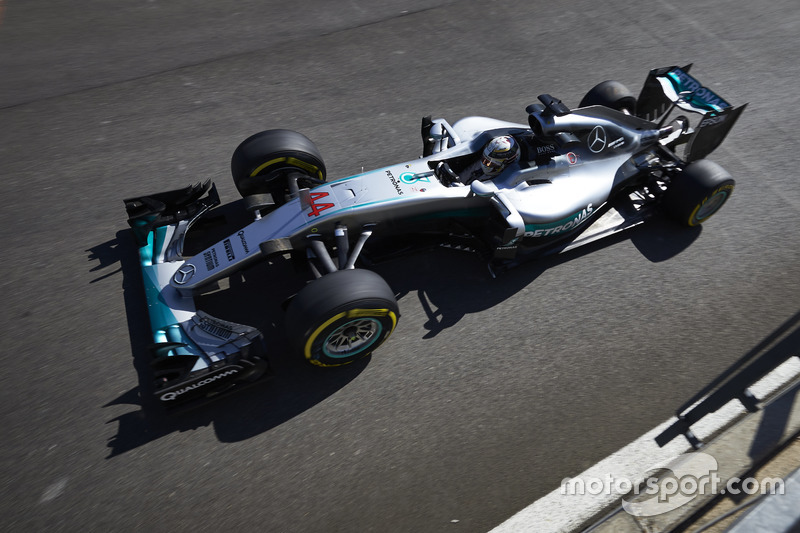 3. Lewis Hamilton, Mercedes AMG F1 W07 Hybrid