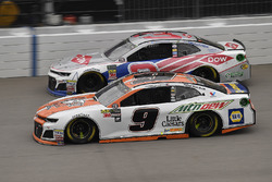 Chase Elliott, Hendrick Motorsports, Chevrolet Camaro Mountain Dew / Little Caesars and Austin Dillon, Richard Childress Racing, Chevrolet Camaro Dow Salutes Veterans