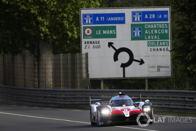 #8 Toyota Gazoo Racing Toyota TS050: Sebastien Buemi, Kazuki Nakajima, Fernando Alonso, Jose Maria Lopez, Anthony Davidson