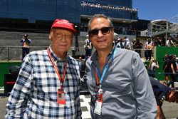 Niki Lauda, Presidente no ejecutivo de Mercedes AMG F1, Alejandro Soberón, Presidente y CEO de Grupo CIE y Presidente de Fórmula 1 Gran Premio de México