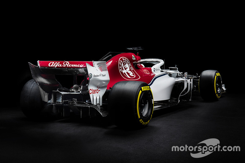 Sauber C37