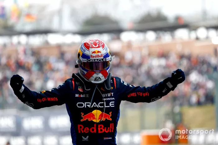 Max Verstappen, Red Bull Racing, 1ère position