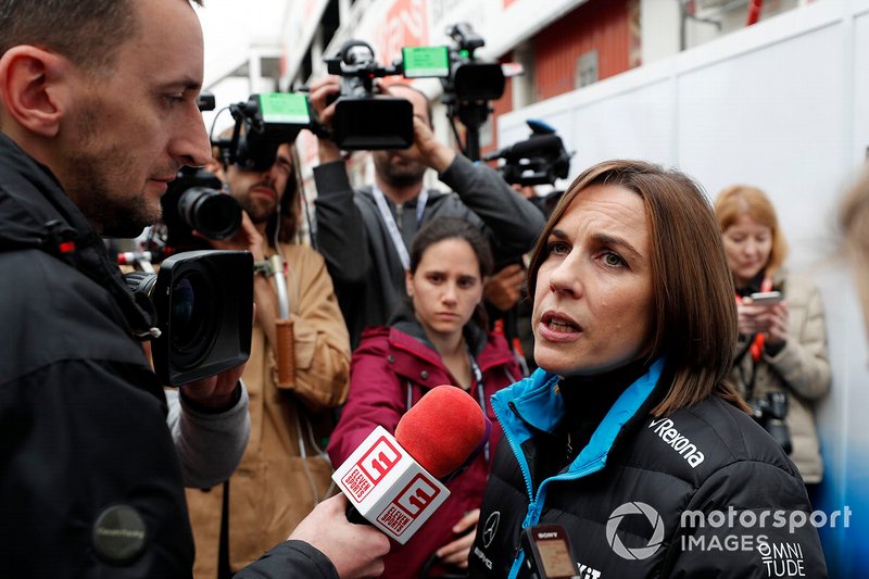 Claire Williams, Vice Team Principal Williams parla con i media