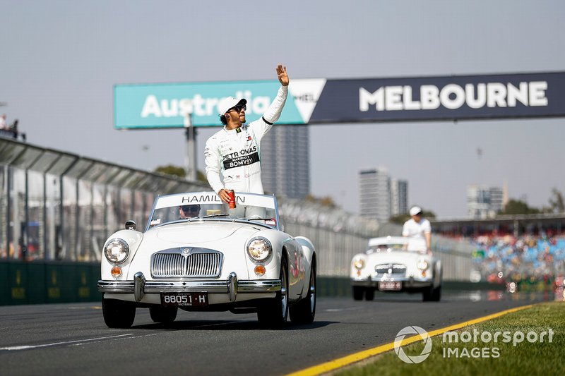 Льюіс Хемілтон, Mercedes AMG F1, на параді пілотів