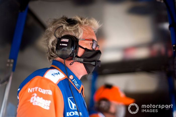 Scott Dixon, Chip Ganassi Racing Honda, Michael Cannon, Josef Newgarden, Team Penske Chevrolet, podium