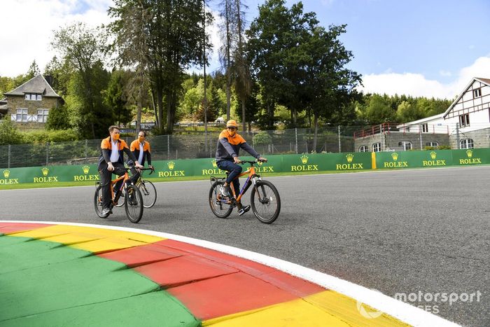 Carlos Sainz Jr., McLaren