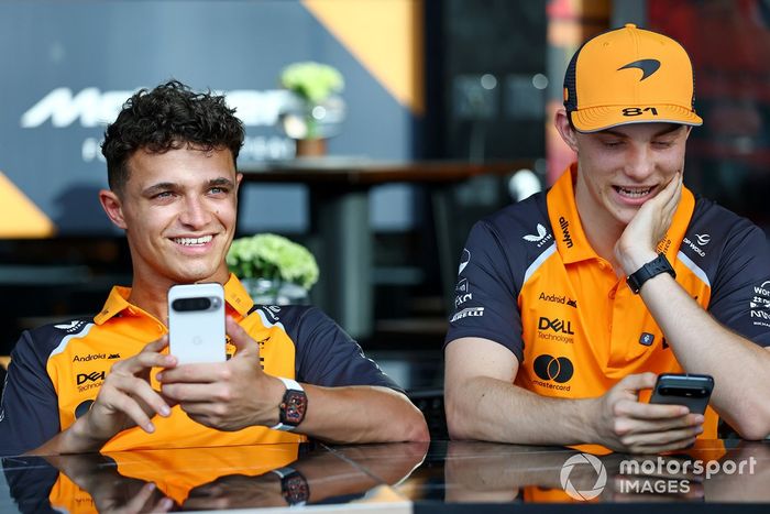 Lando Norris, McLaren, Oscar Piastri