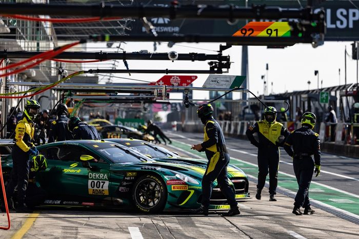 Gilles Magnus, Comtoyou Racing Aston Martin Vantage GT3