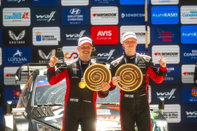 Vainqueur Kalle Rovanperä, Jonne Halttunen, Toyota Gazoo Racing WRT Toyota GR Yaris Rally1