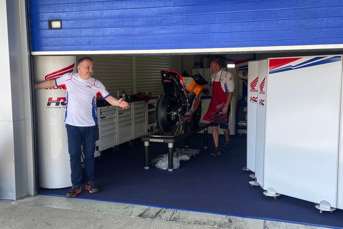 Marc Márquez, Repsol Honda, prueba diferentes motos en el test de Jerez