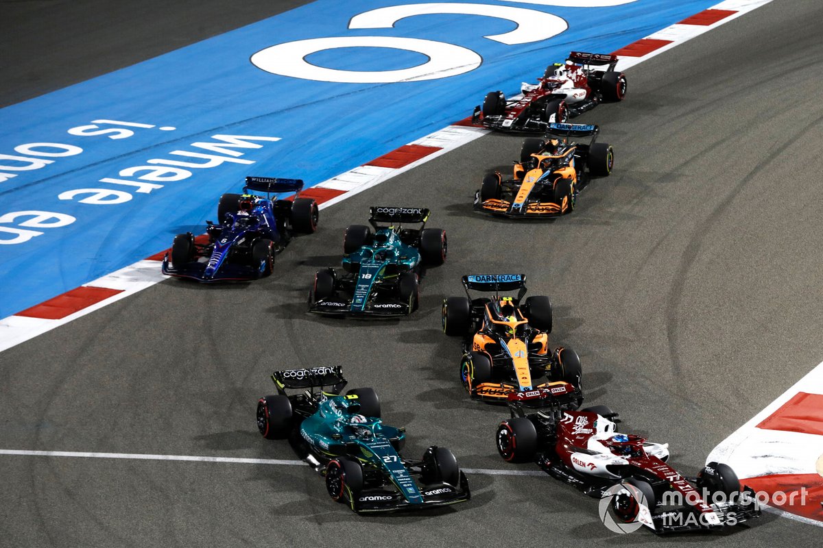 Valtteri Bottas, Alfa Romeo C42, Nico Hulkenberg, Aston Martin AMR22, Lando Norris, McLaren MCL36, Lance Stroll, Aston Martin AMR22, Nicholas Latifi, Williams FW44