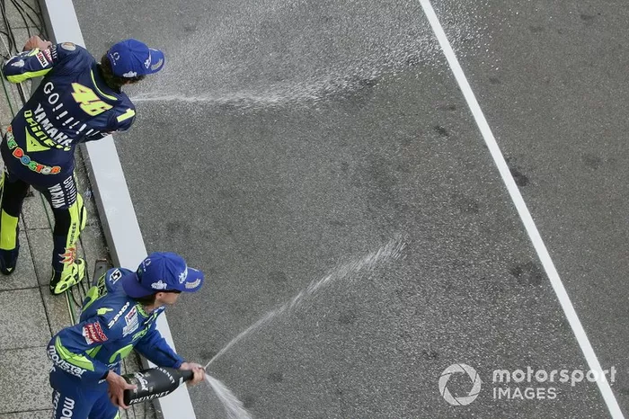 2005: 1. Valentino Rossi, 2. Sete Gibernau, 3. Nicky Hayden