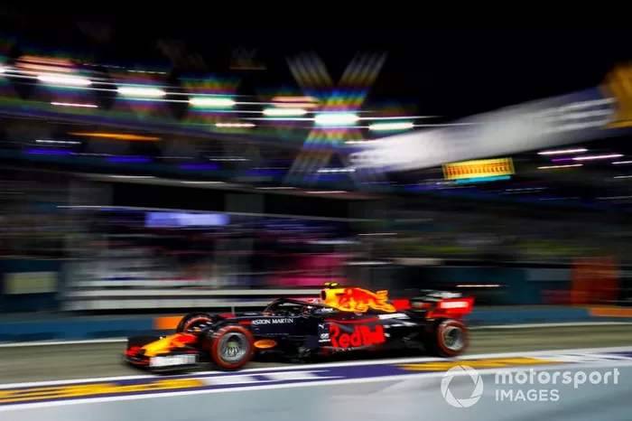 Alexander Albon, Red Bull Racing RB15 
