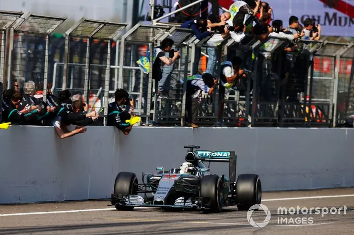 Ganador Lewis Hamilton, Mercedes F1 W06 Hybrid
