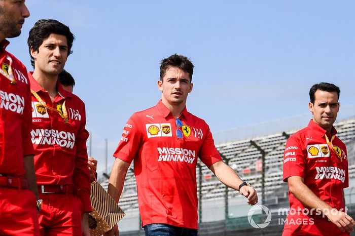 Charles Leclerc, Ferrari, recorre la pista