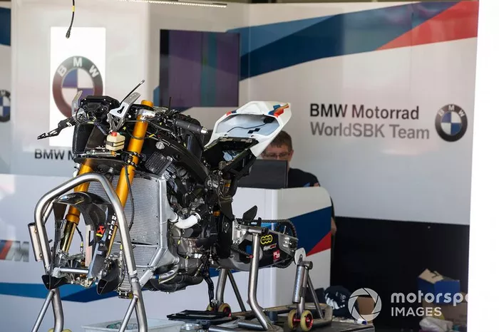 BMW S 1000 RR