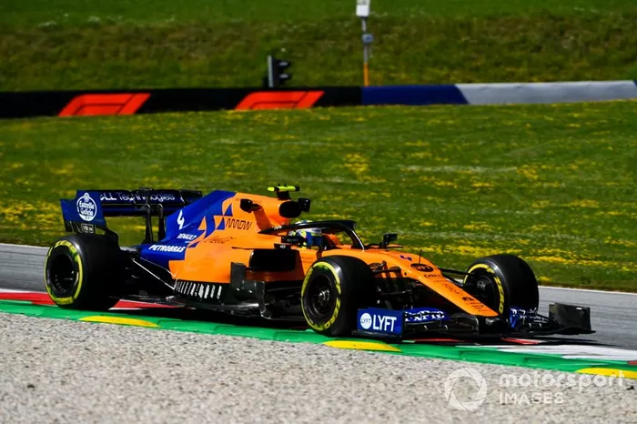 Norris después de adelantar a Ricciardo