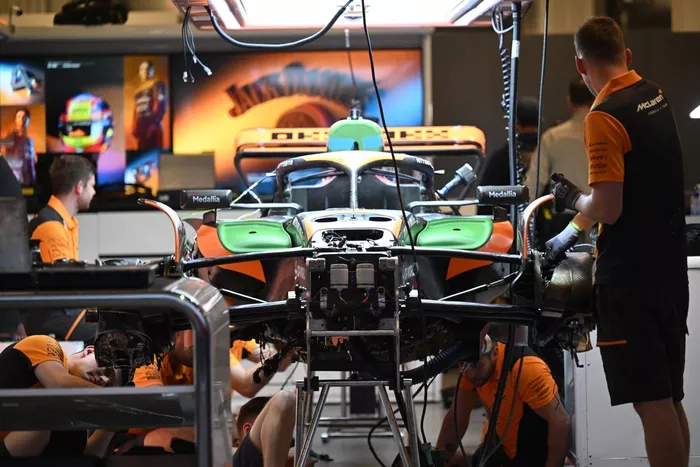 McLaren MCL60 detalles técnicos