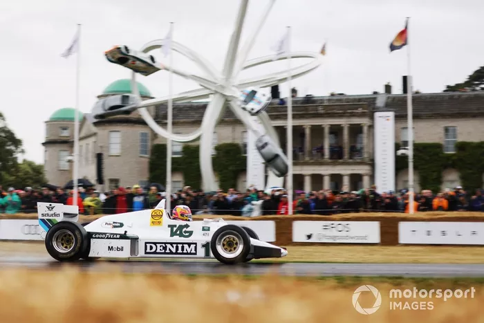 Jamie Chadwick, Williams-Cosworth FW08C