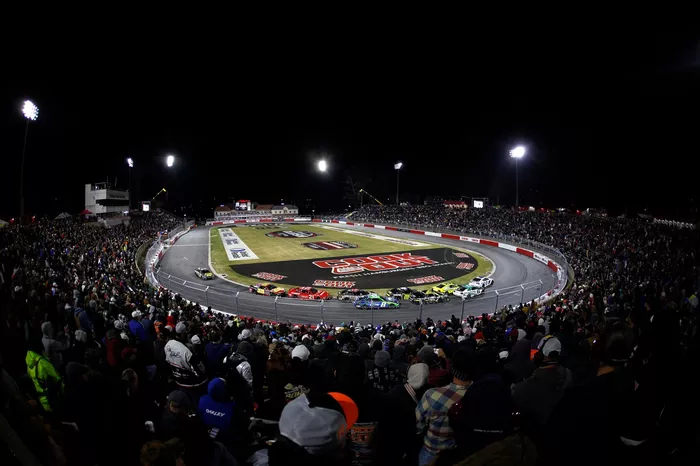 A general view of racing during qualifying heat #1