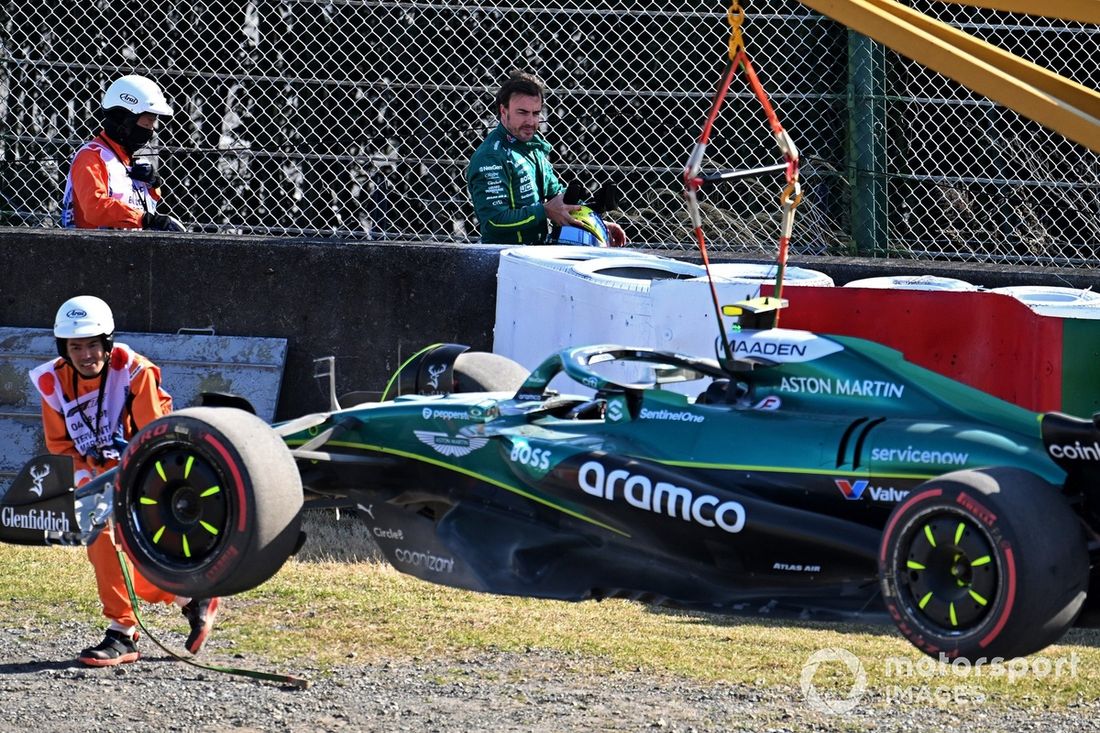 Fernando Alonso, accidente en Aston Martin Racing