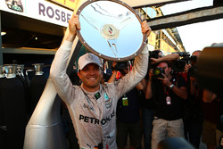 Race winner Nico Rosberg, Mercedes AMG F1