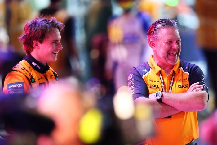 Oscar Piastri, McLaren, Zak Brown, McLaren