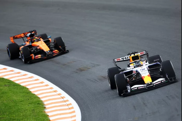 Arvid Lindblad, Racing Bulls, Oscar Piastri, McLaren