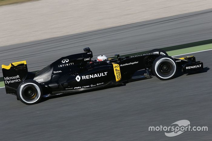 Kevin Magnussen, Renault Sport F1 Team RS16